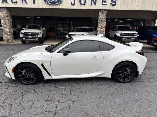 2023 Toyota GR86 Premium