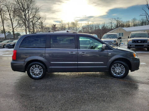 2014 Chrysler Town and Country 30th Anniversary