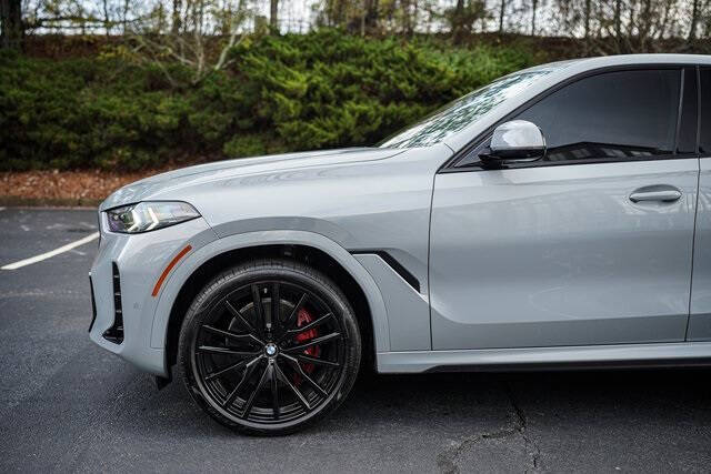 2024 BMW X6 xDrive40i