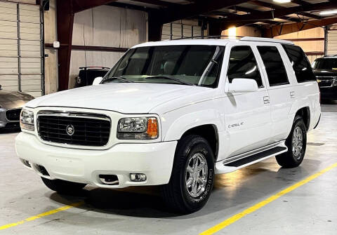 2000 Cadillac Escalade