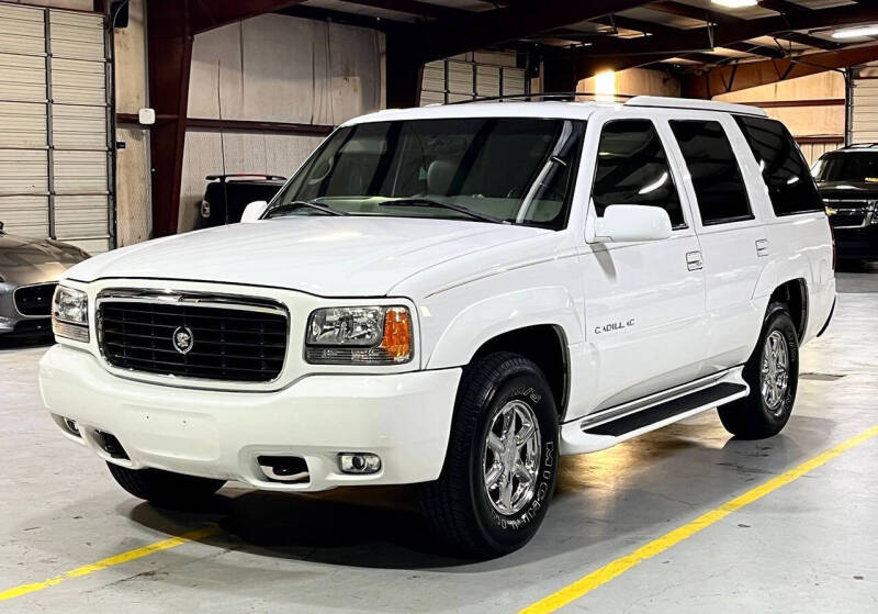 2000 Cadillac Escalade