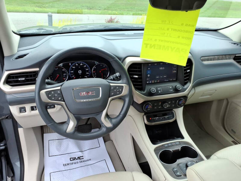 2021 GMC Acadia Denali