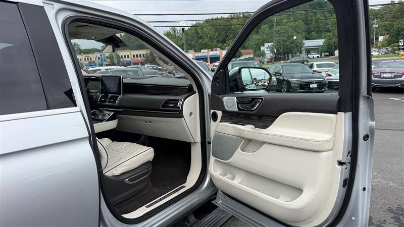 2018 Lincoln Navigator Black Label