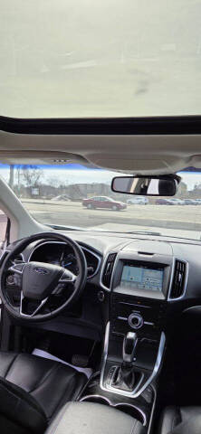 2017 Ford Edge Titanium