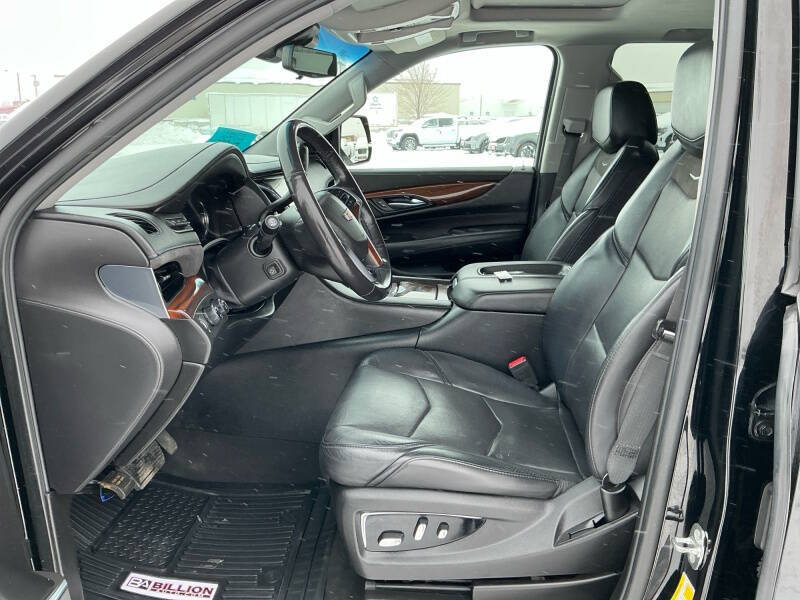 2018 Cadillac Escalade Luxury