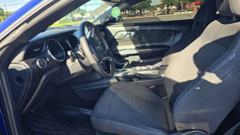 2015 Ford Mustang V6