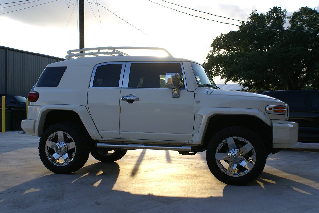 2012 Toyota FJ Cruiser for sale at 4.0 Motorsports in Austin, TX