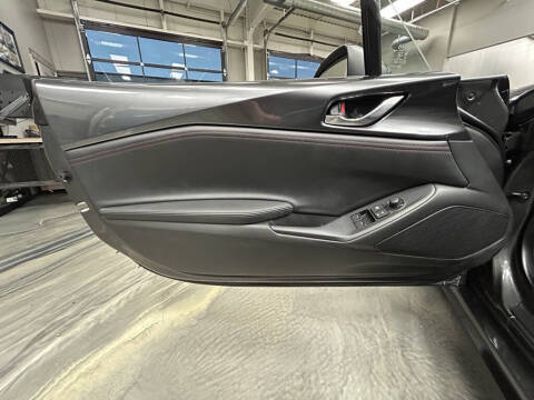 2017 Mazda MX-5 Miata RF Grand Touring