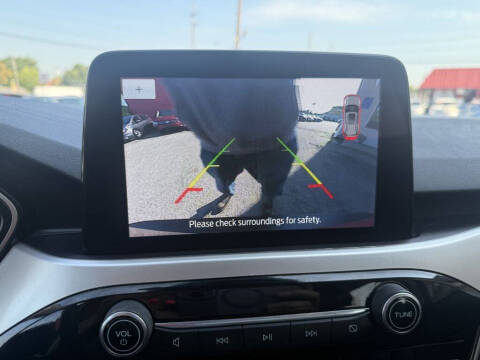 2020 Ford Escape SEL