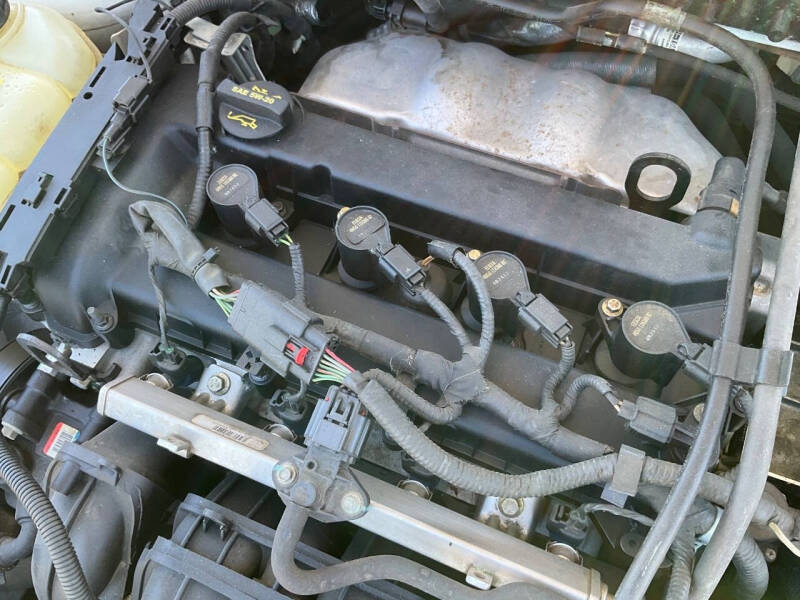 2005 Ford Focus ZXW SES