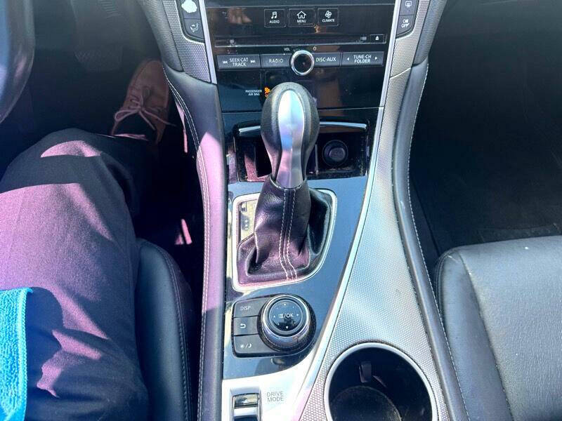 2017 Infiniti Q50 2.0T