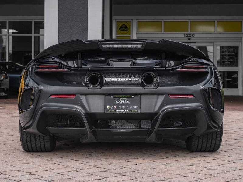 2016 McLaren 675LT