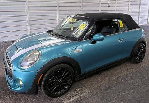 2017 MINI Convertible