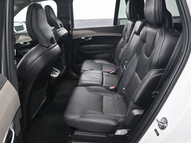 2023 Volvo XC90 B6 Ultimate Bright Theme 7P