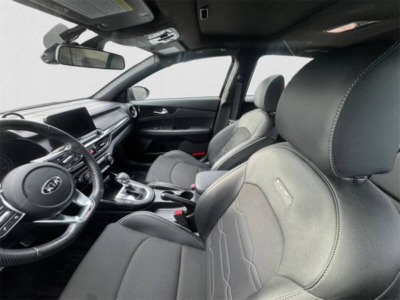 2020 Kia Forte GT Line