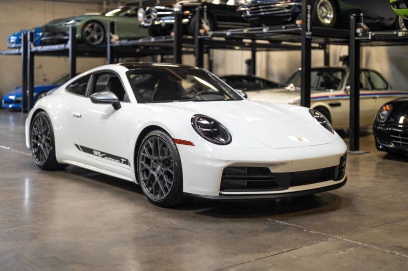 2025 Porsche 911 Carrera T