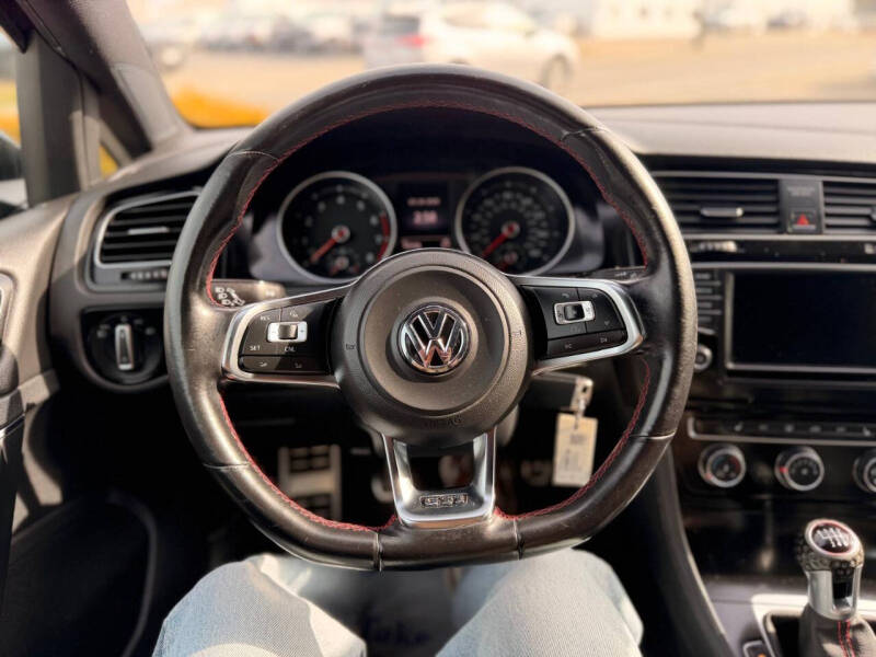 2016 Volkswagen Golf GTI Autobahn