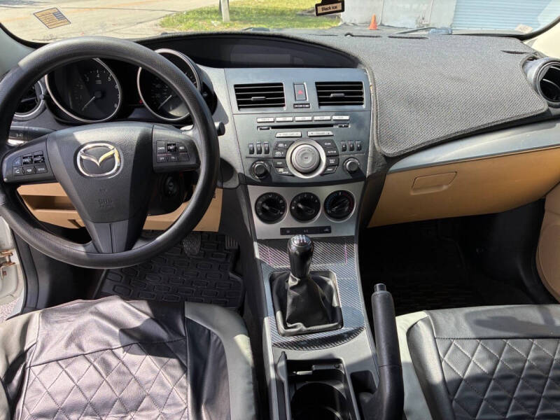 2010 Mazda MAZDA3 i Touring