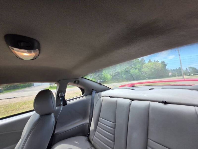 2004 Ford Mustang GT Deluxe