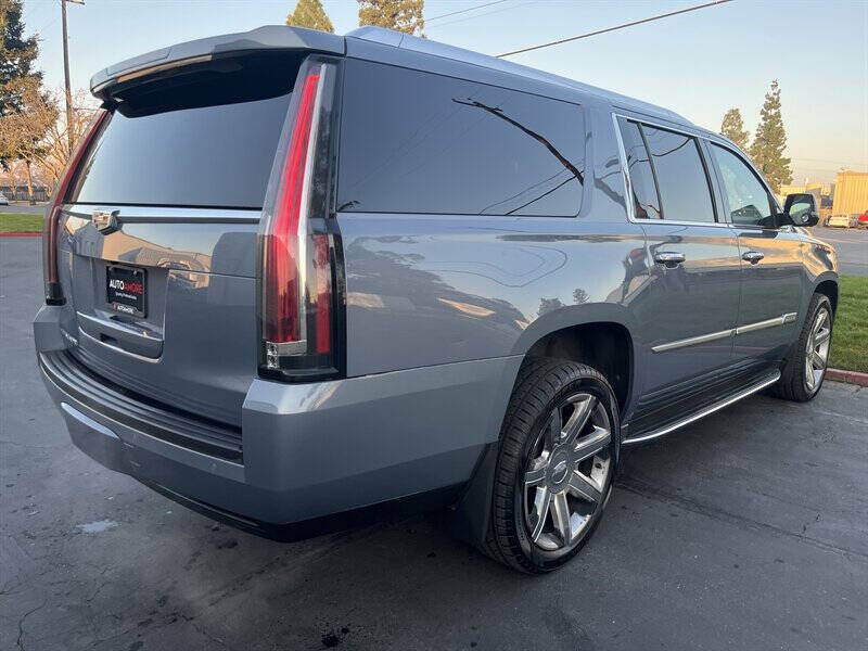 2016 Cadillac Escalade ESV Luxury Collection