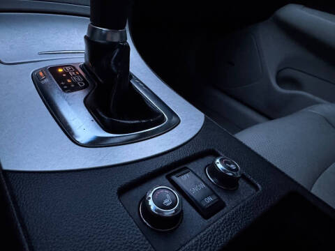 2009 Infiniti G37 Sedan x