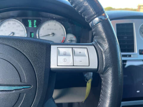 2006 Chrysler 300 SRT-8