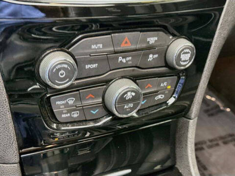 2023 Chrysler 300 S V6