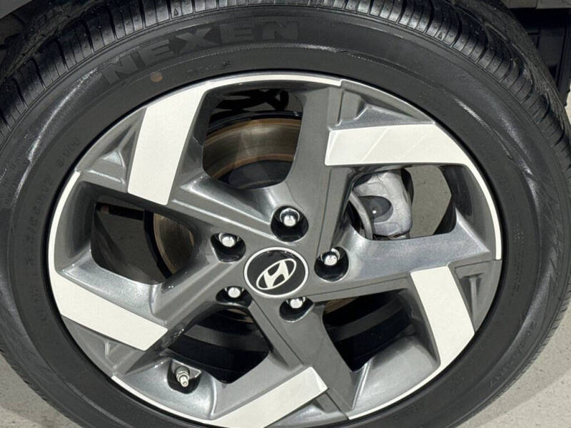 2023 Hyundai Venue SEL