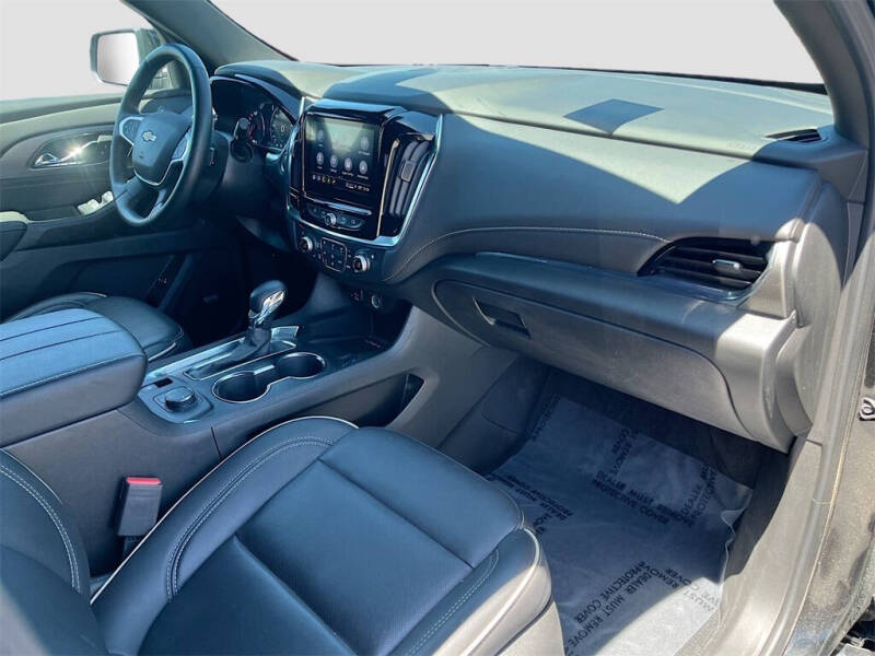 2023 Chevrolet Traverse Premier