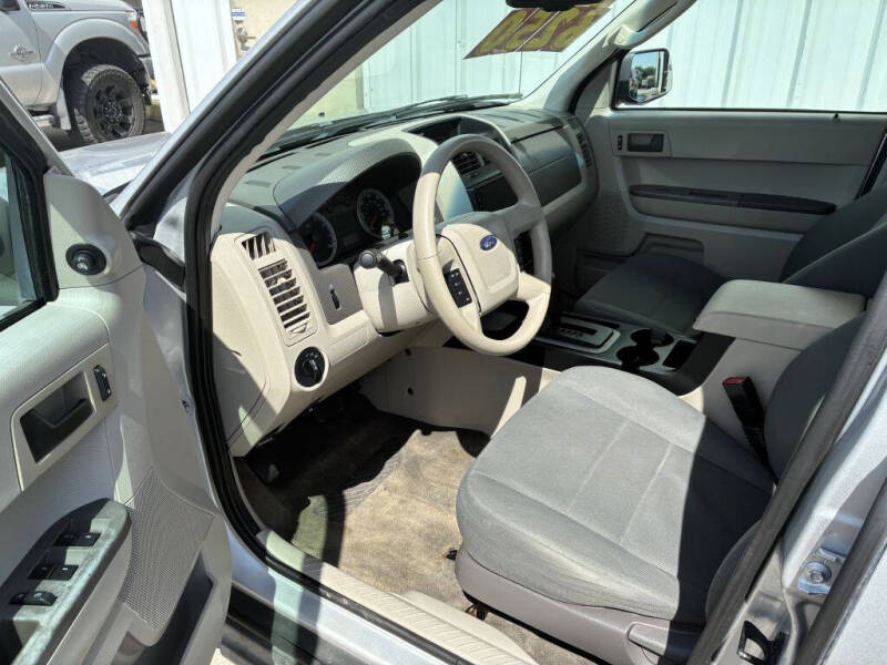 2009 Ford Escape XLS