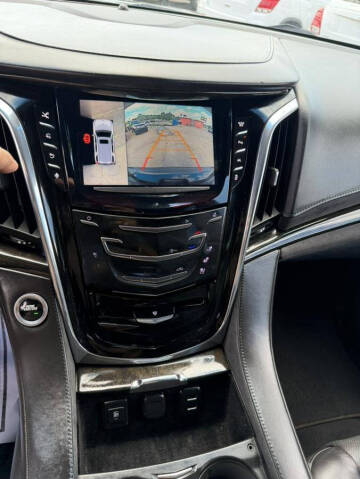 2016 Cadillac Escalade Platinum