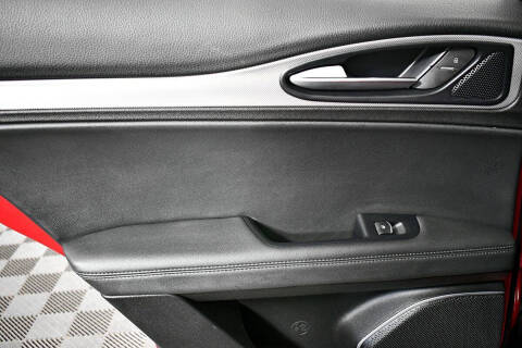 2019 Alfa Romeo Stelvio Ti Sport