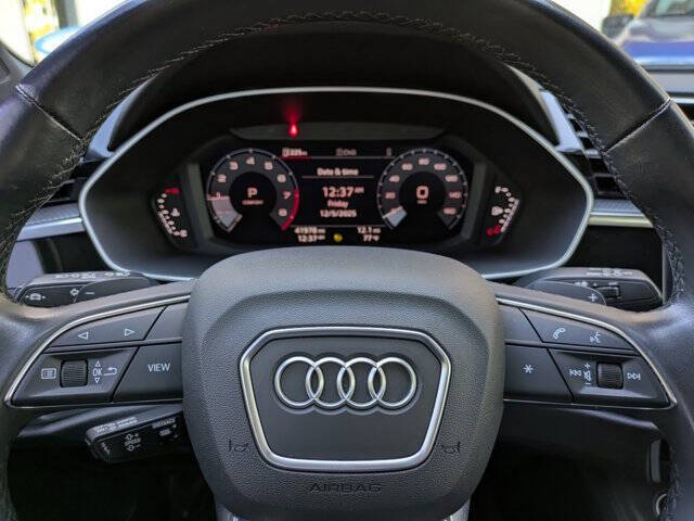 2022 Audi Q3 quattro S line Prem Plus 45 TFSI