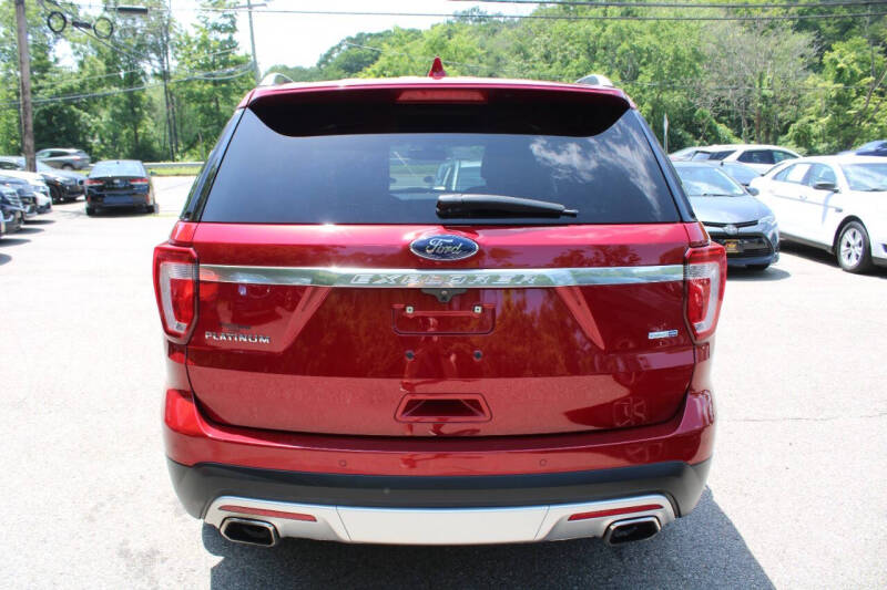 2017 Ford Explorer Platinum
