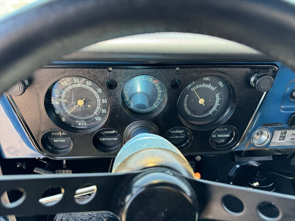 1970 GMC C/K 2500 Series 13