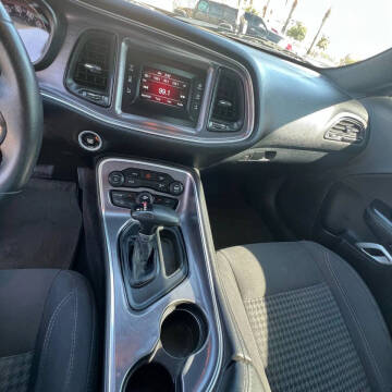 2017 Dodge Challenger