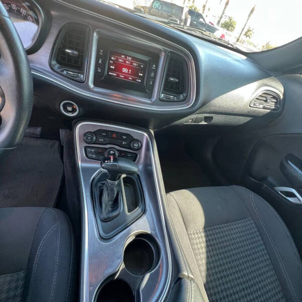 2017 Dodge Challenger