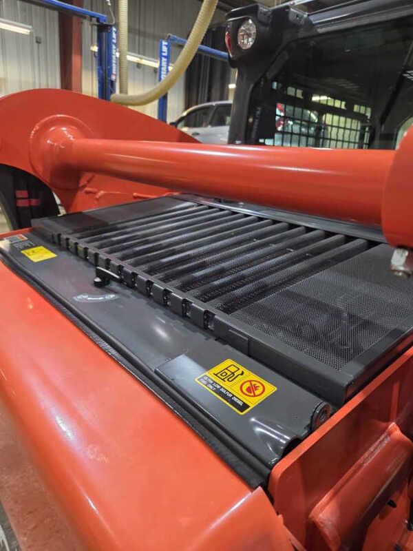 2021 Kubota SSV65