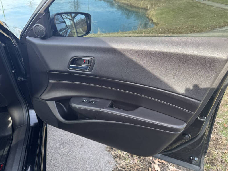 2017 Acura ILX w/Premium