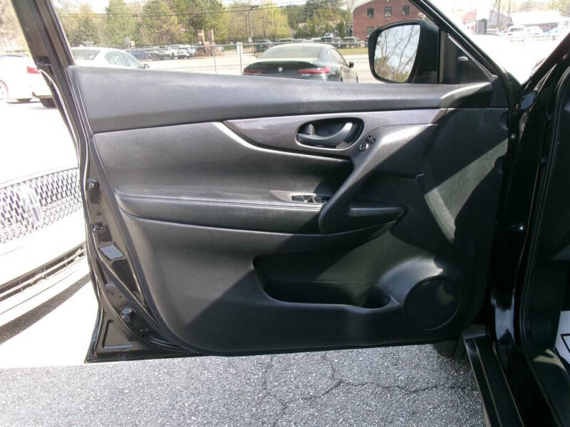 2019 Nissan Rogue S