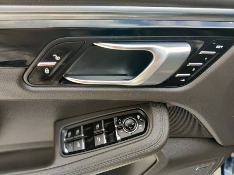 2018 Porsche Macan