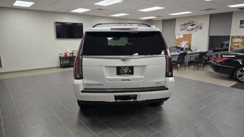 2016 Cadillac Escalade Platinum