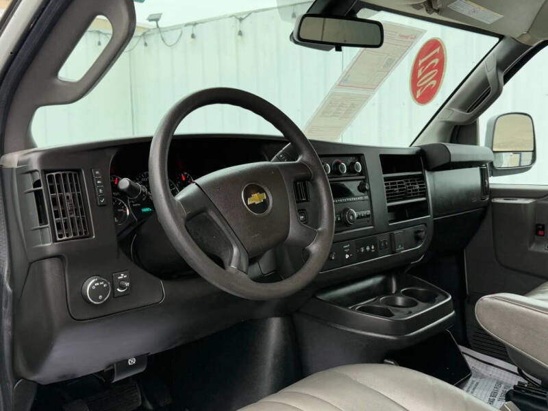 2021 Chevrolet Express 2500