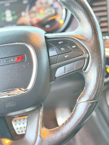 2018 Dodge Challenger SXT Plus