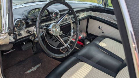 1956 Ford Thunderbird