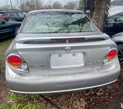 2003 Nissan Maxima SE