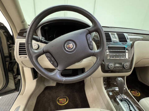 2010 Cadillac DTS Luxury Collection