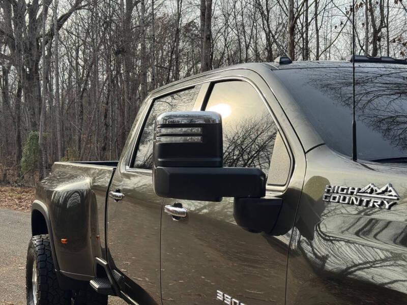 2022 Chevrolet Silverado 3500HD High Country