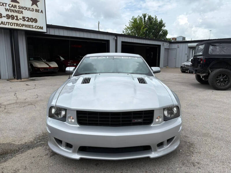 2005 Ford Mustang GT Deluxe