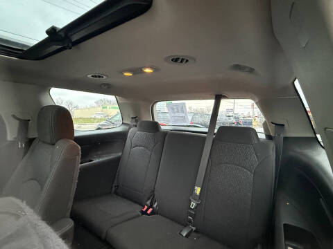 2016 GMC Acadia SLE-2